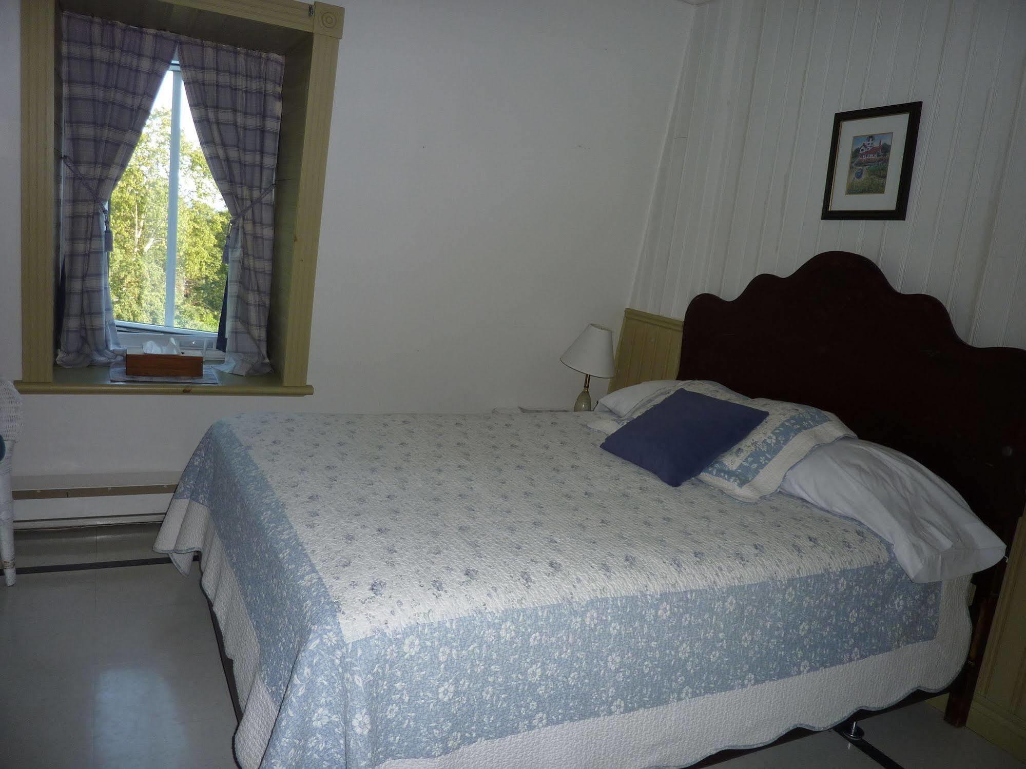 Auberge Petite Plaisance La Malbaie Ngoại thất bức ảnh